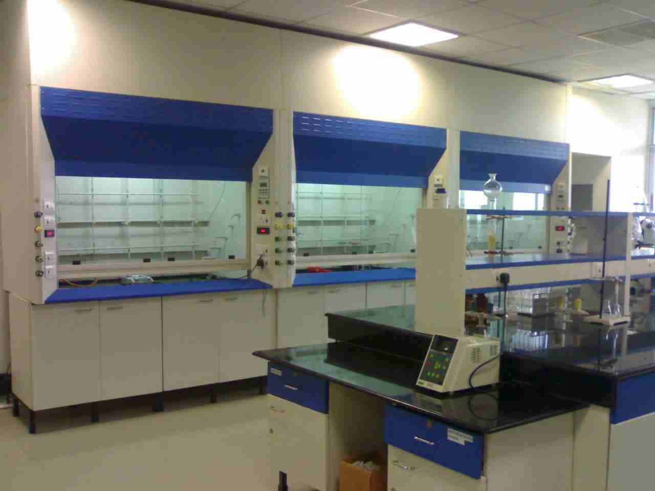 Fume Hood Certification & Maintenance